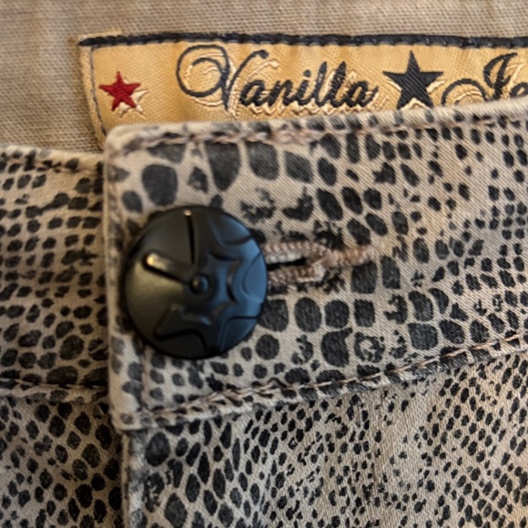 Vanilla Star Women’s Black and Gray 5-Pocket Straight Leg Jeans size 14 EUC - Picture 3 of 9